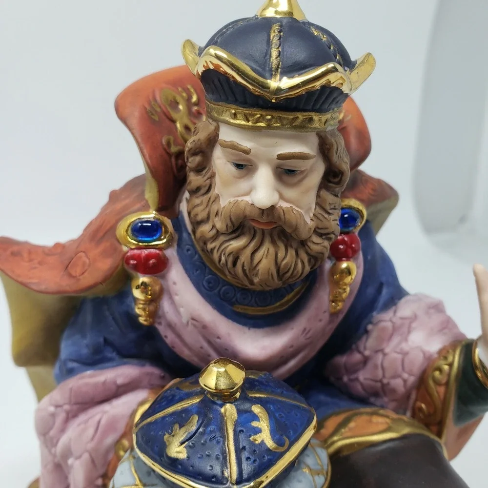 Kirkland Signature‎ 13 Piece Porcelain Nativity Set  #75177 Replacement Wise Man